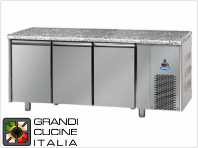  Refrigerated counters - GN 1/1 - Temperature -18°C / -22°C - Three doors - Engine compartment on the right - Stone Worktop