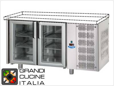  Refrigerated counters - GN 1/1 - Temperature 0°C / +10°C - Two doors - Engine compartment on the right - Without worktop  - Ventilated cooling -  Glass doors