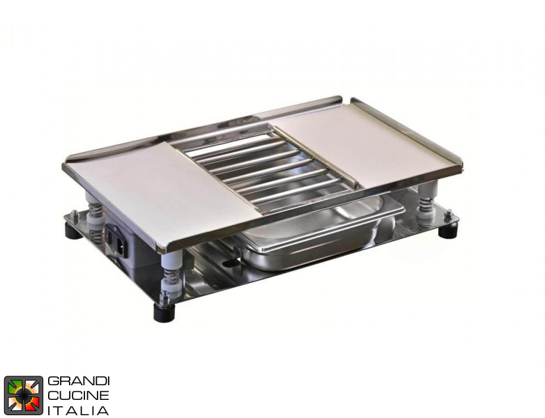  Stand alone vibrating table with grille