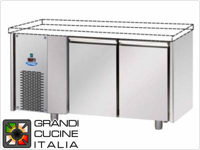  Refrigerated counters - GN 1/1 - Temperature -18°C / -22°C - Two doors - Engine compartment on the left - Without worktop